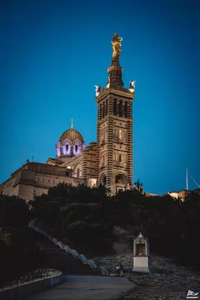 Vieux Port Proximite Panier Clim Central Cachet Marseille Exteriör bild